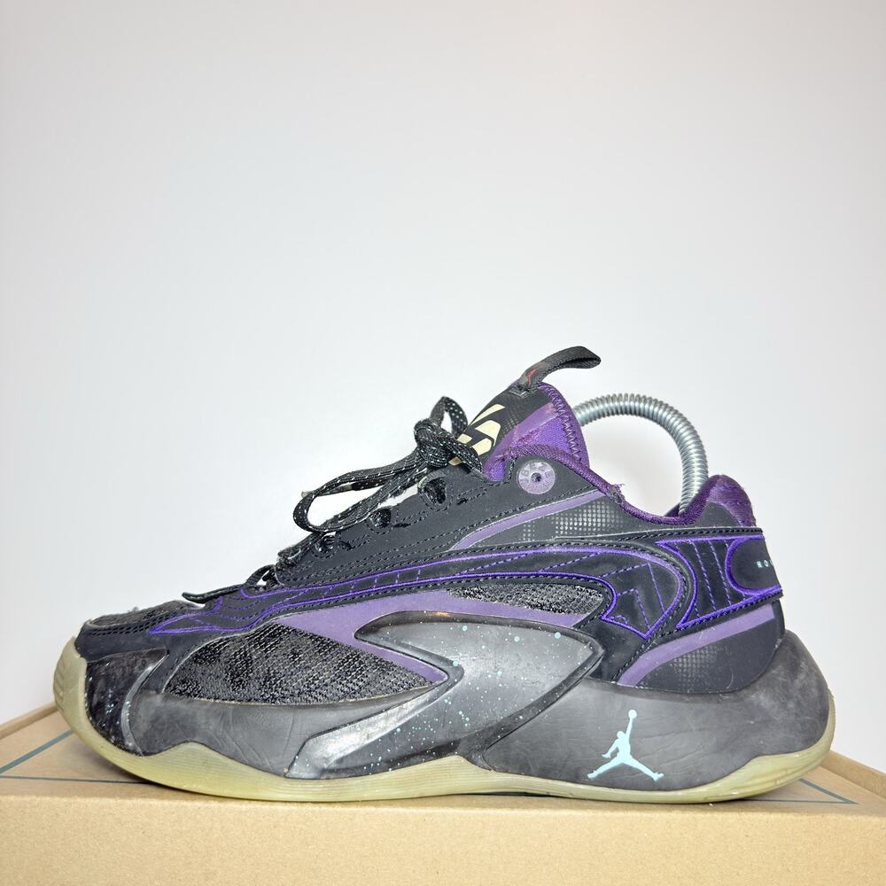 Jordan Luka 2 Nebula GS Youth Size 5Y Kids Basketball Shoes Purple Grey Used